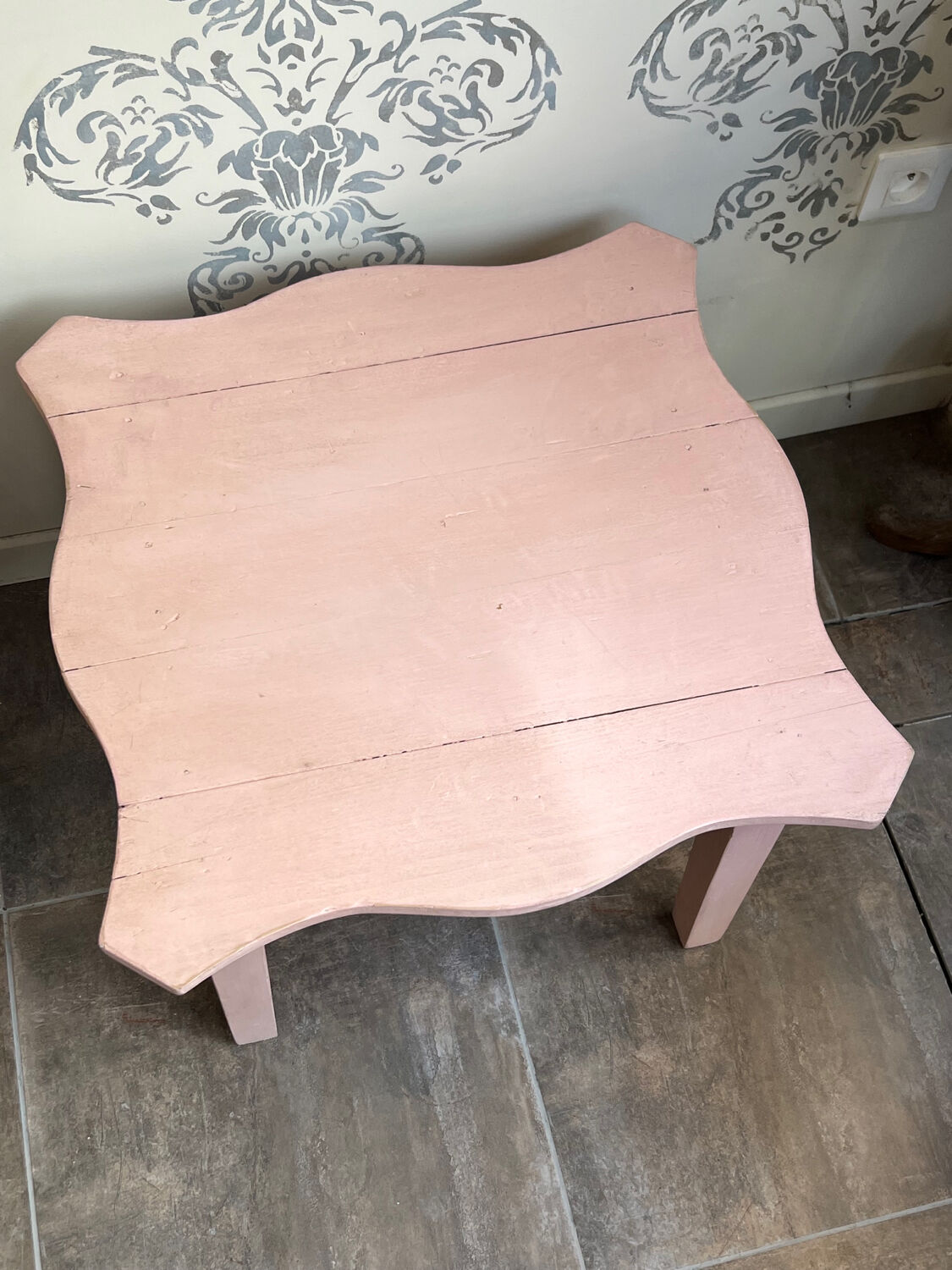 Side coffee table, redesigned