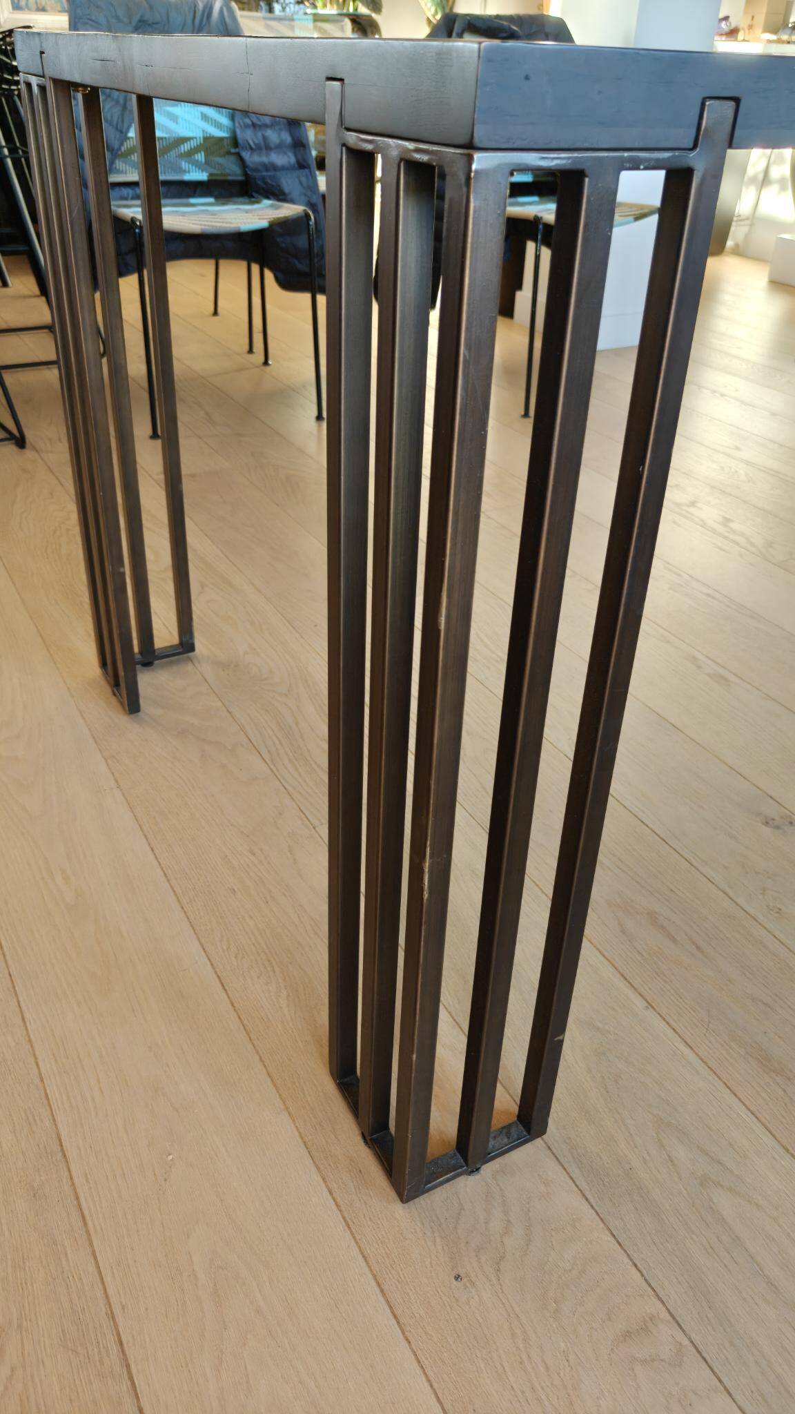 Contemporary dining table