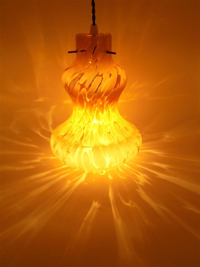 Amber vintage suspension