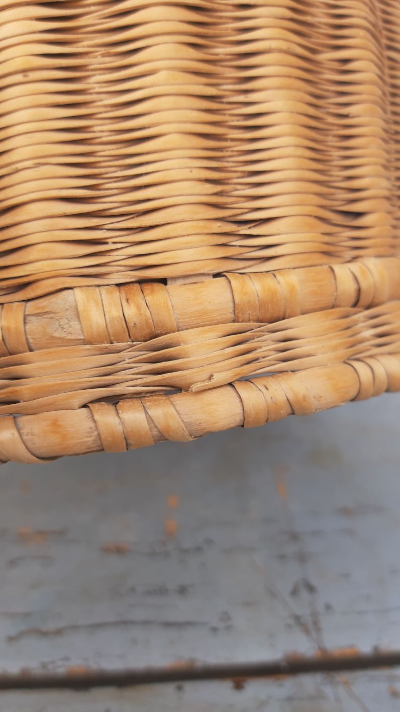 Vase bouteille vintage en osier