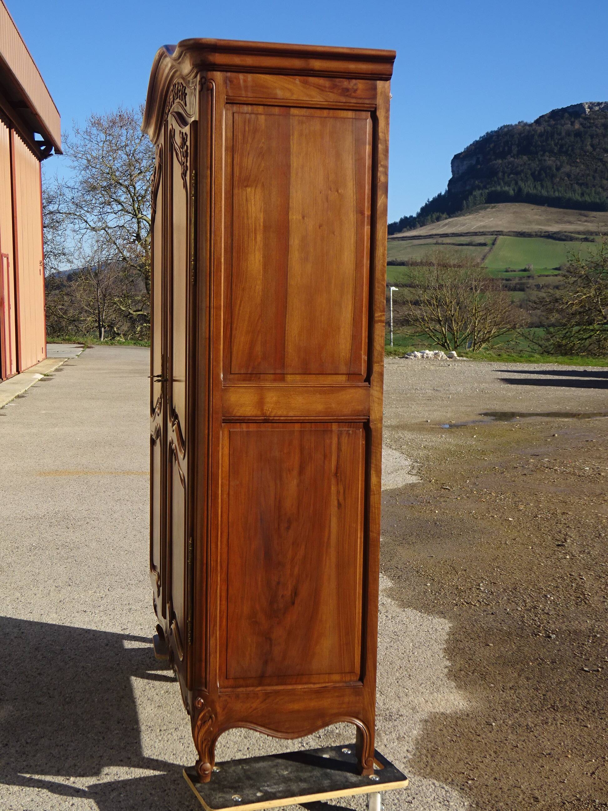 Walnut wardrobe in Louis XV style