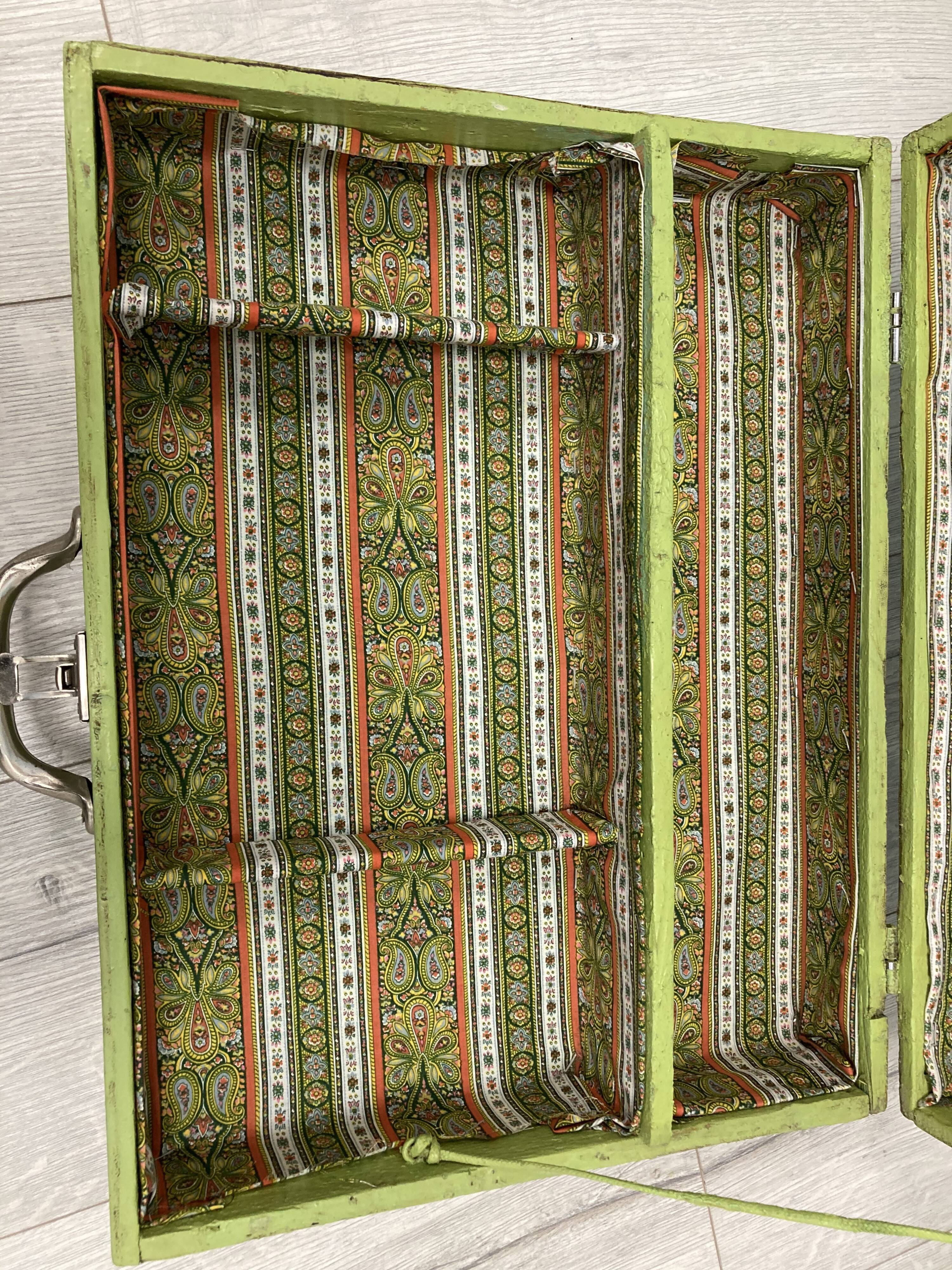 Green painter's case