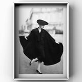 Richard Avedon | Harpers Bazaar 1950 paris street shoot