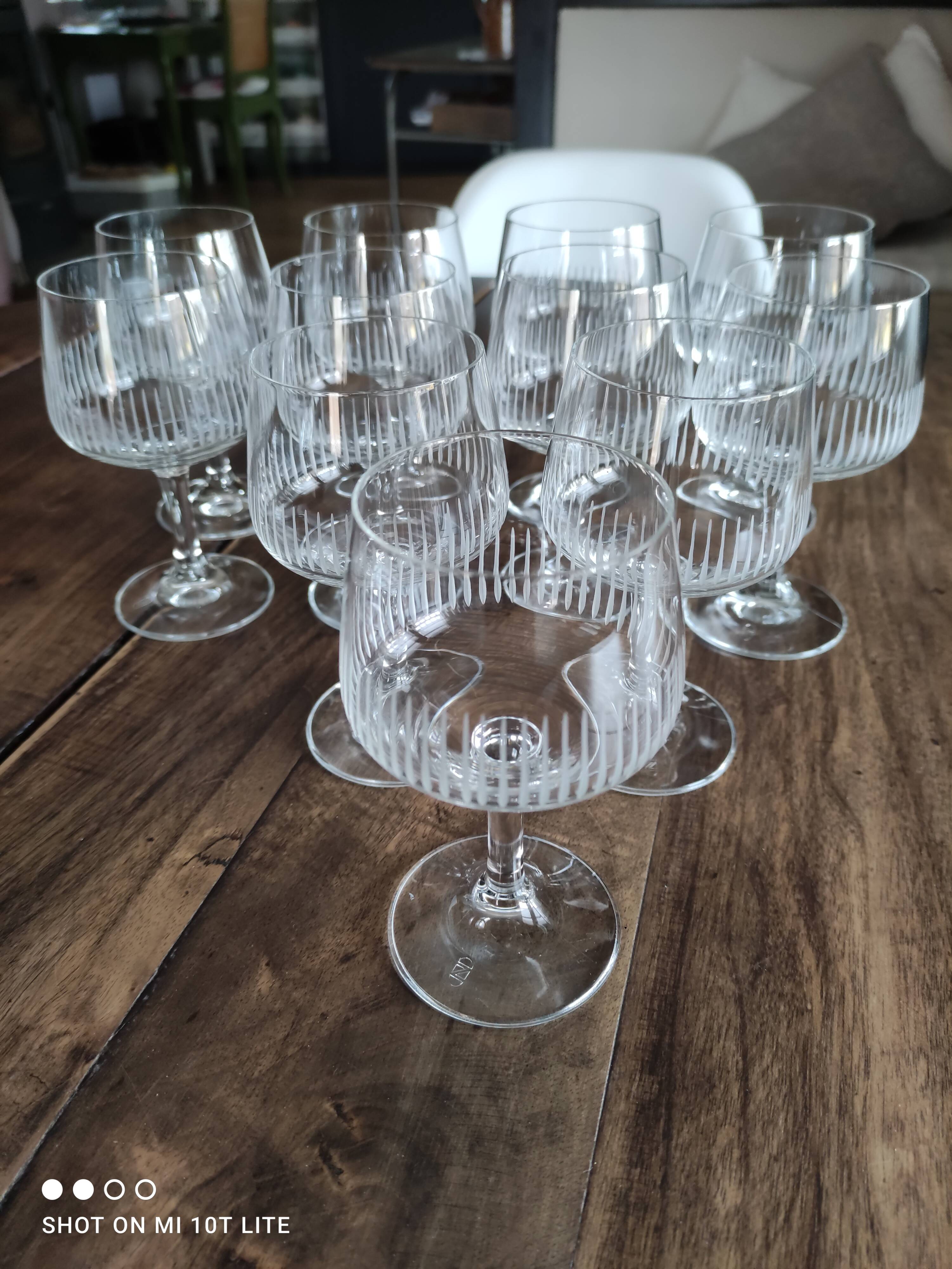 Set of 11 old wine glasses shaped chiseled crystal balloons