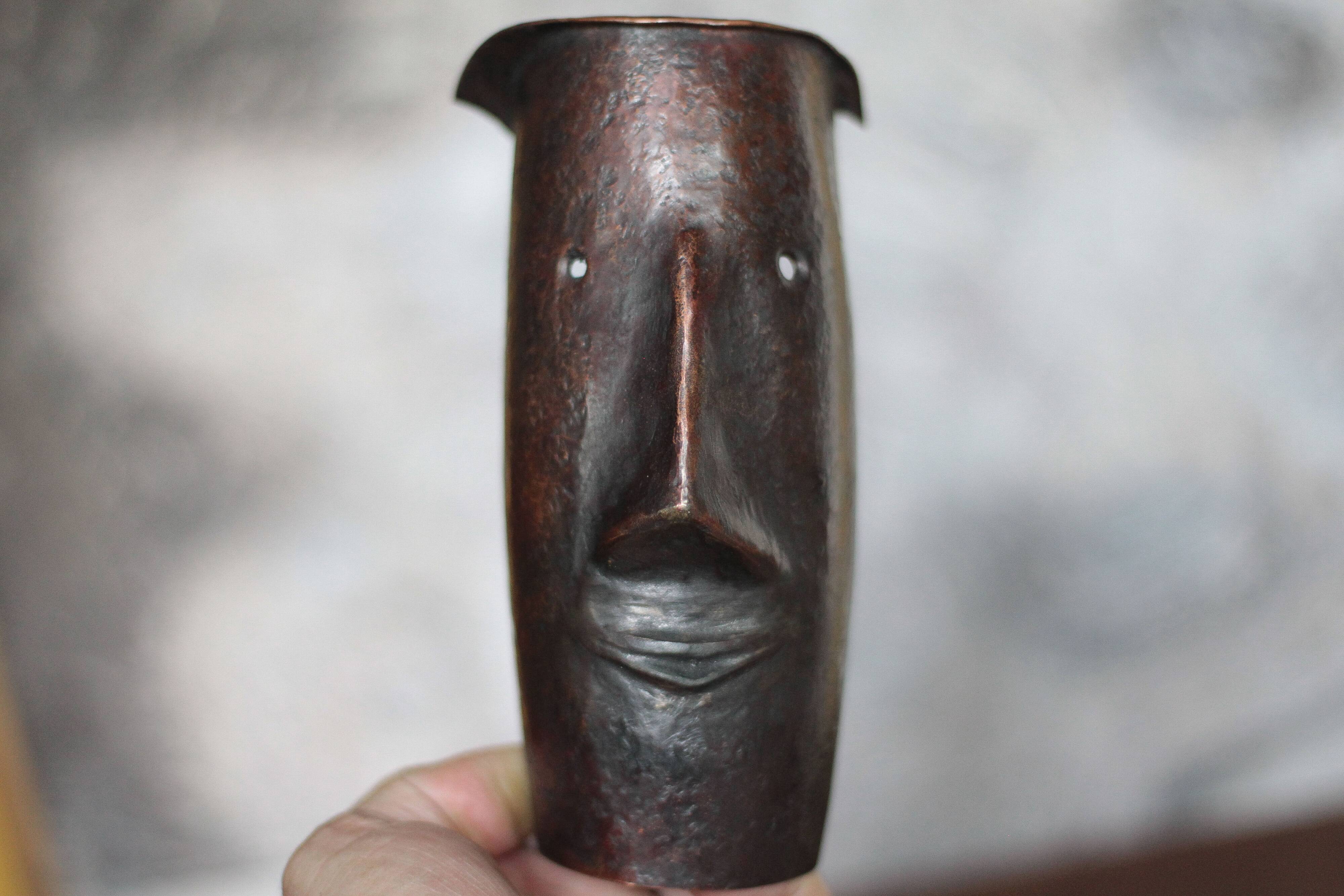 Copper sculpture signed Beaucousin Gérard, face-shaped sculpture, collection.