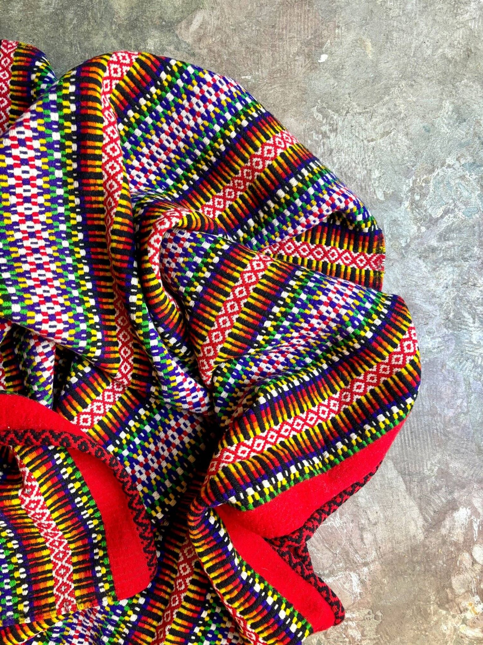 Couverture, plaid en laine Necil