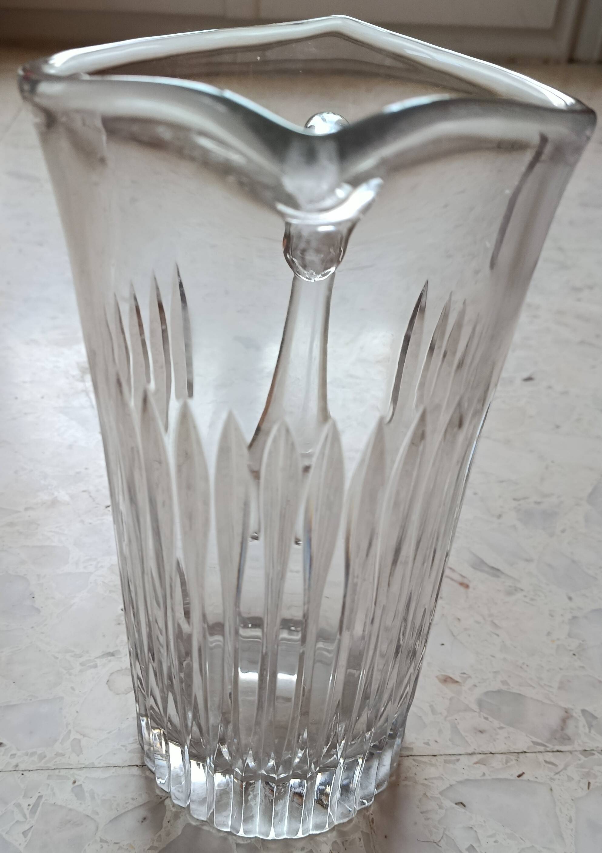 Crystal carafe grooves brand alexandre gelb foret en brie boussu belgium