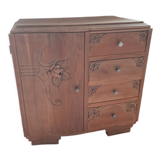 Art deco chest of drawers