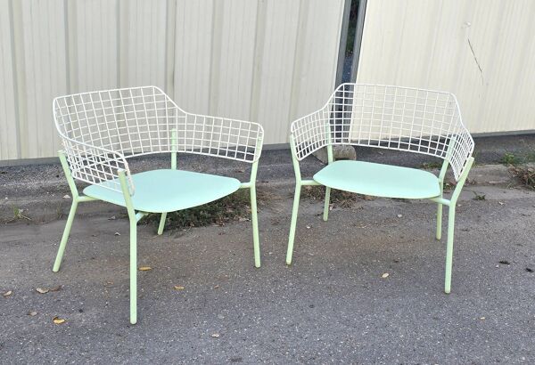 Paire de fauteuils Lyze, EMU