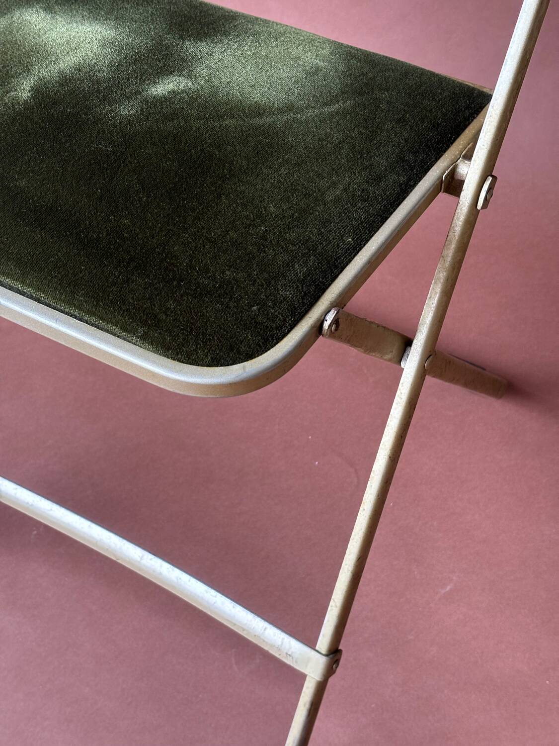 Chaisor velvet folding chair