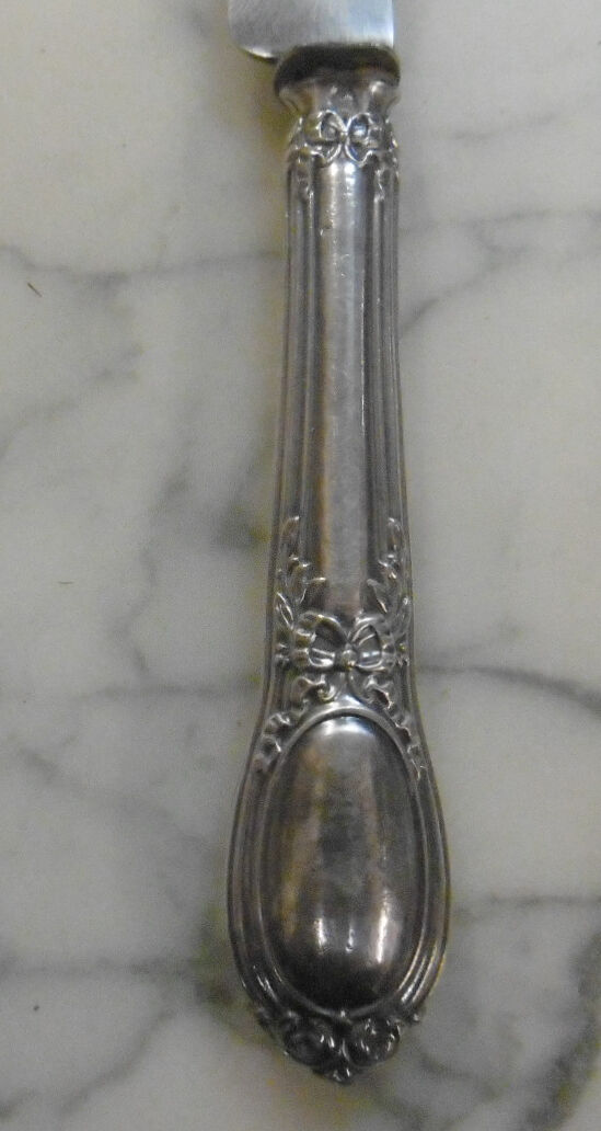 Serie de 12 couteaux de table en argent fourré - poinçon minerve - xixeme