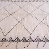 Beni Ourain Traditional Rug - 298 x 204 cm