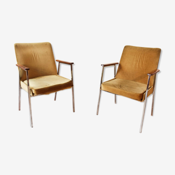 Paire de fauteuils années 60-70
