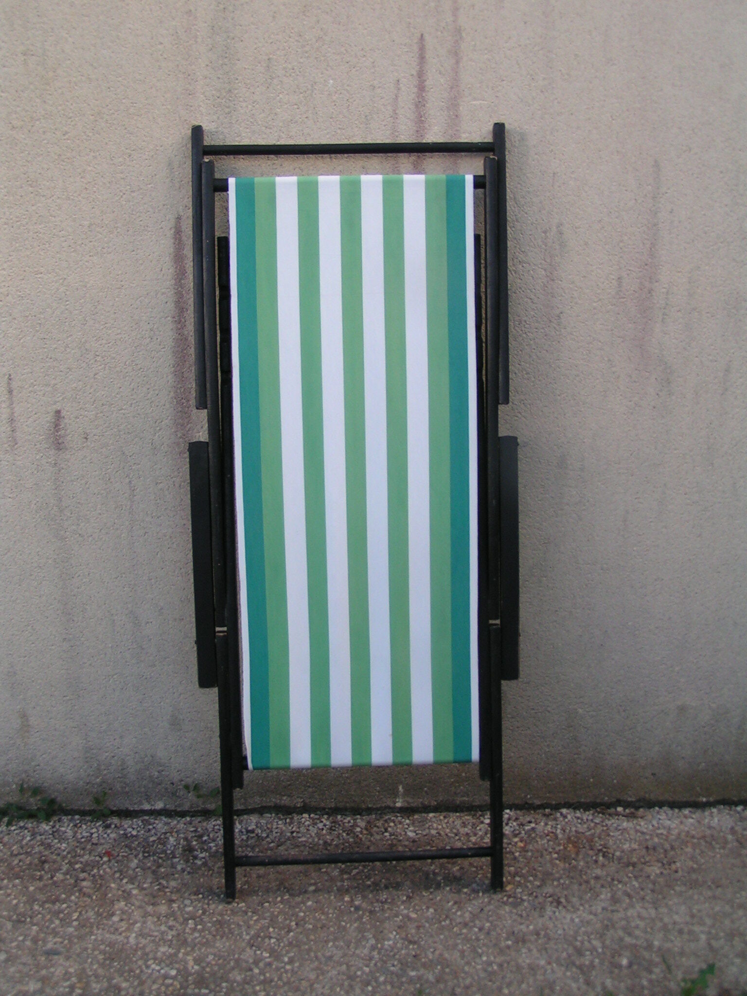 Chilienne transat en bois et toile rayée vert et blanc