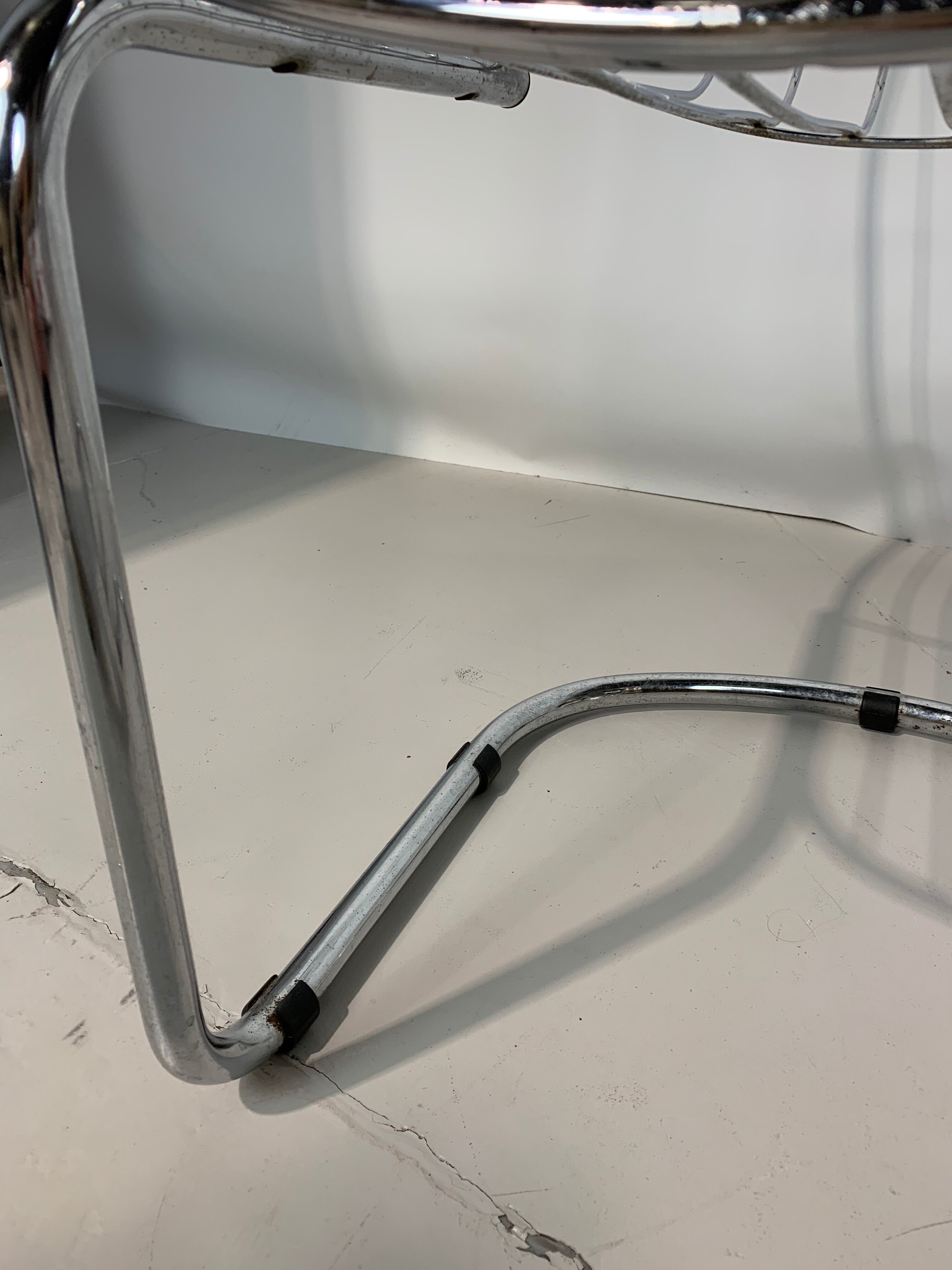 Pair of chairs by Gastone Rinaldi