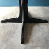 Extendable butterfly extension table