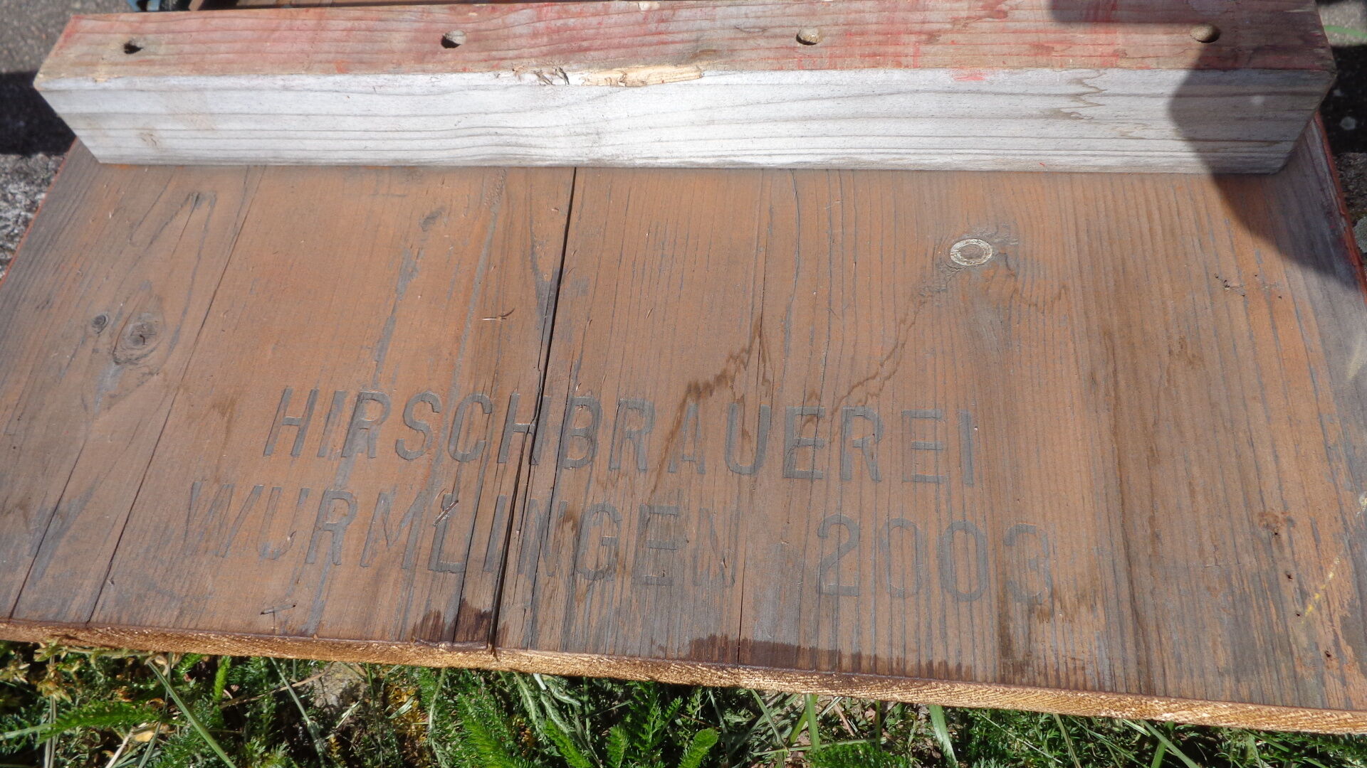 Brewery folding table
