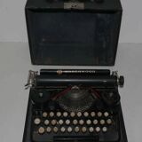 Underwood handheld typewriter
