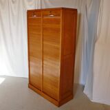 Double curtain cabinet cabinet with 50s