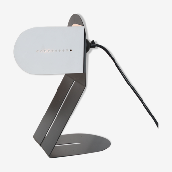 Lampe de table en métal des années 1980 d’Italie
