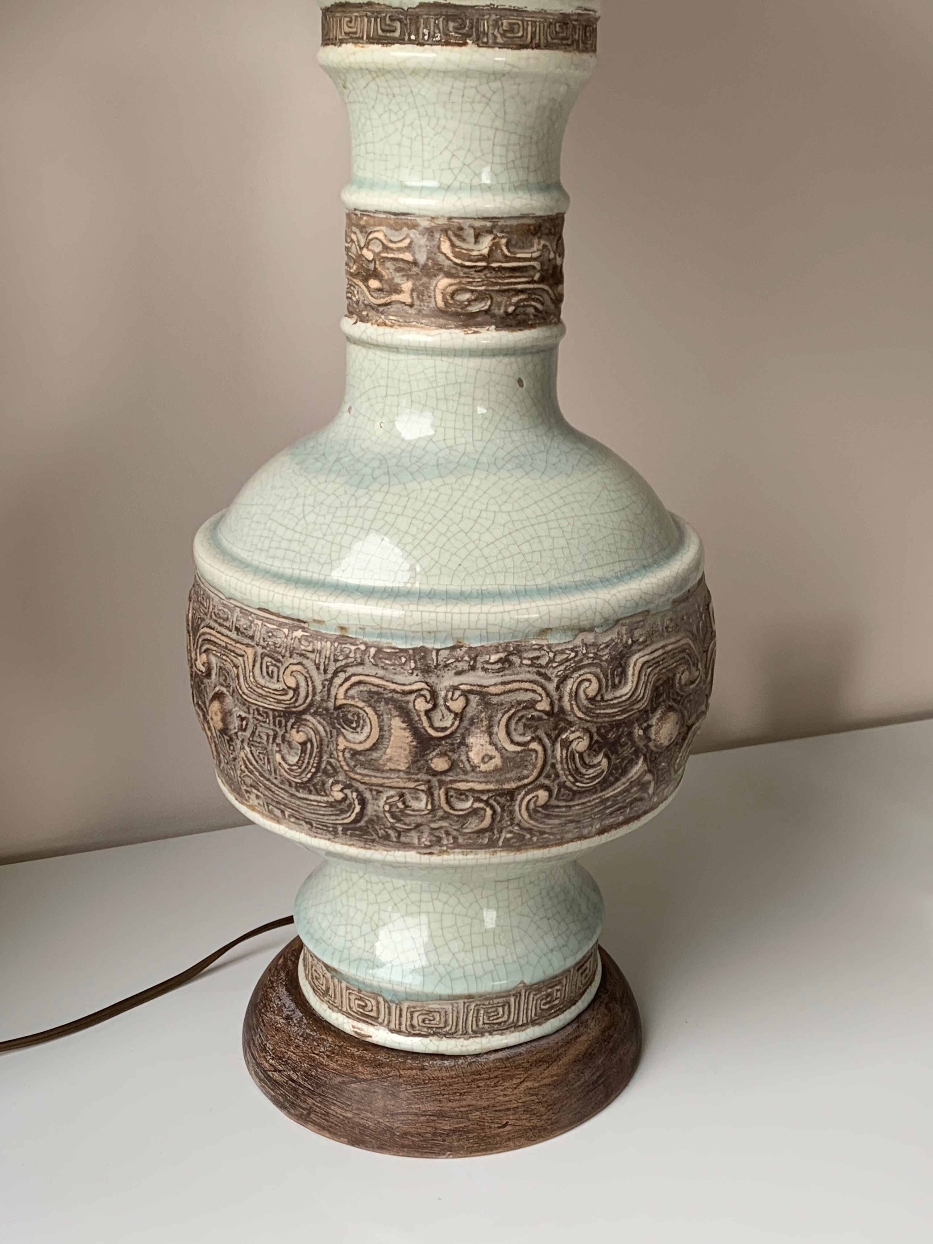 Vintage ceramic foot lamp