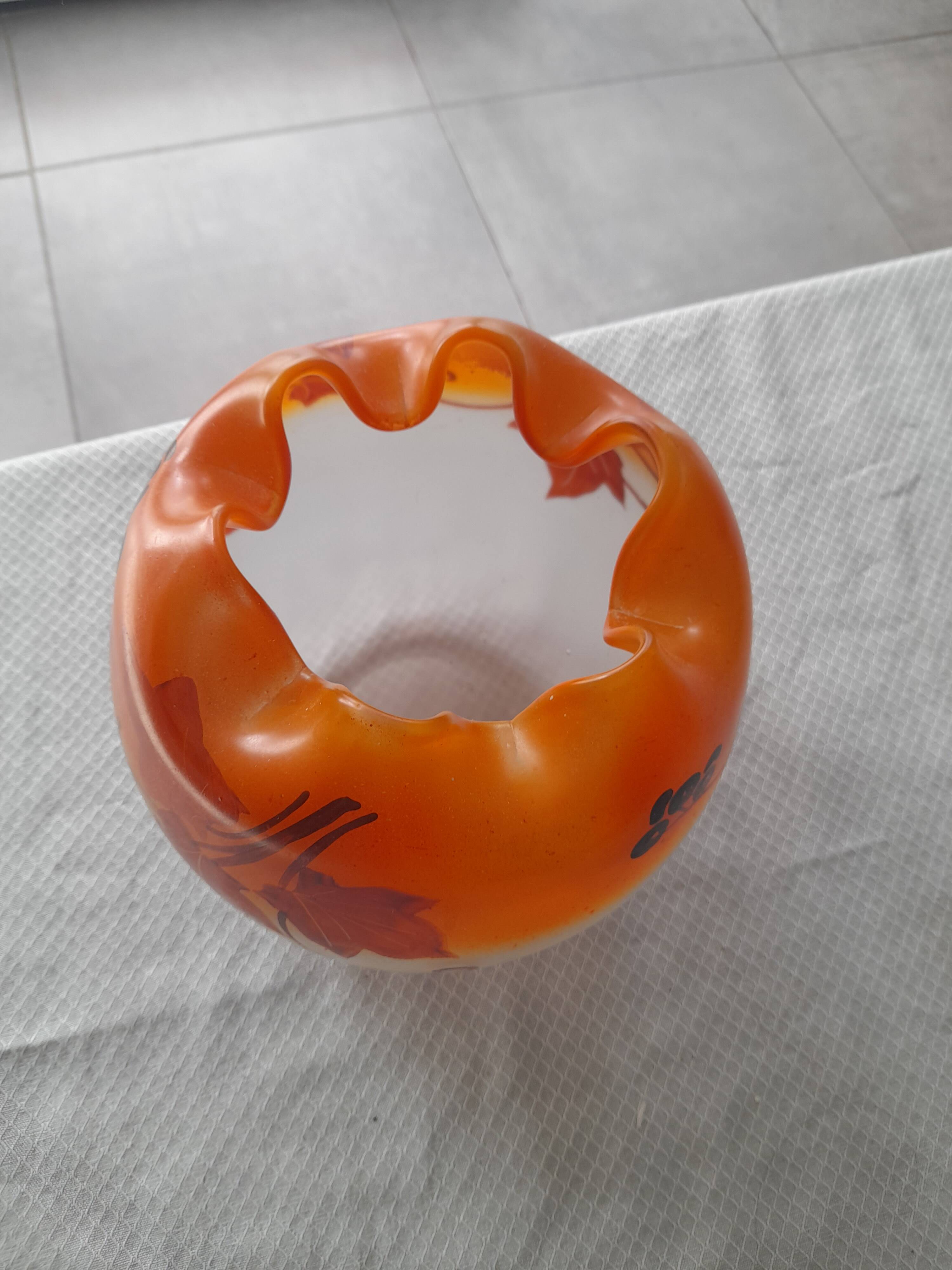 Vase boule Legras