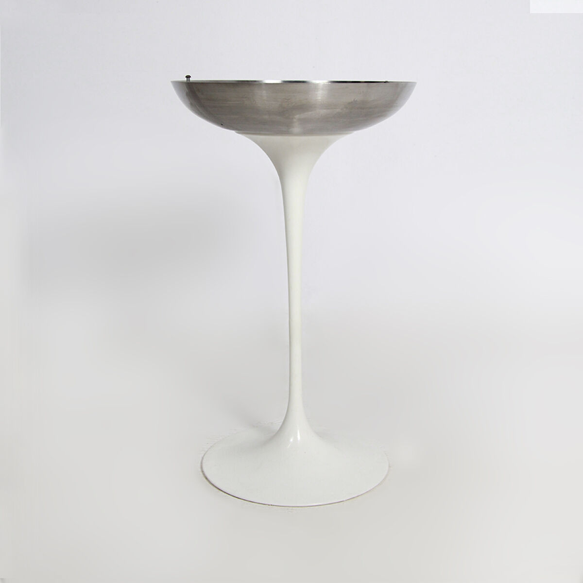 Standing ashtray model "Tulip" Eero Saarinen - Knoll International Edition