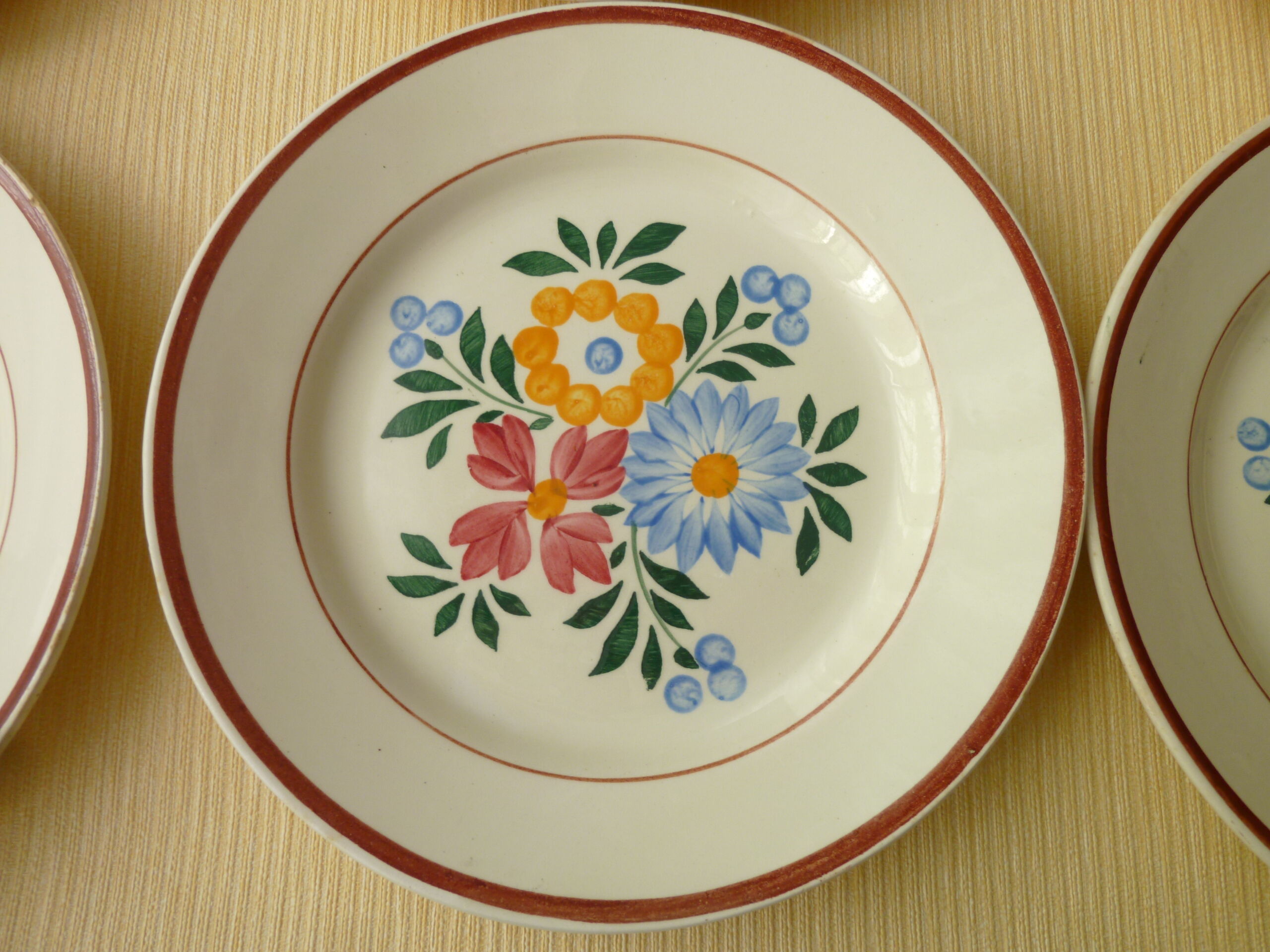 Set of 6 HBCM Earthenware Dessert Plates Model "Silver Odds"