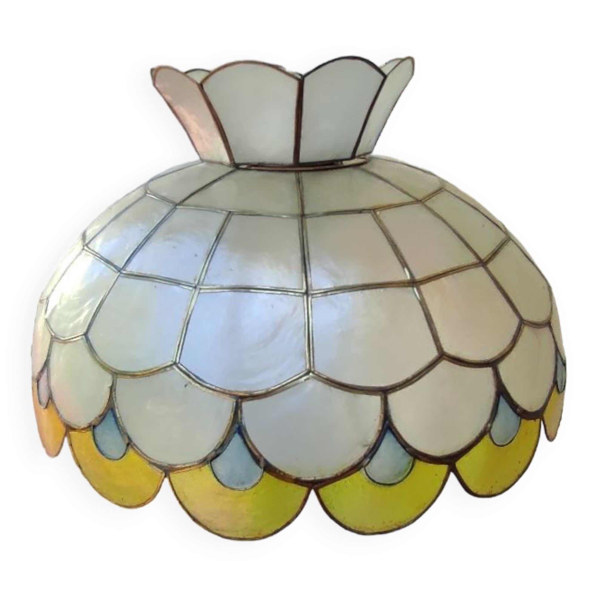 Mother-of-pearl luster