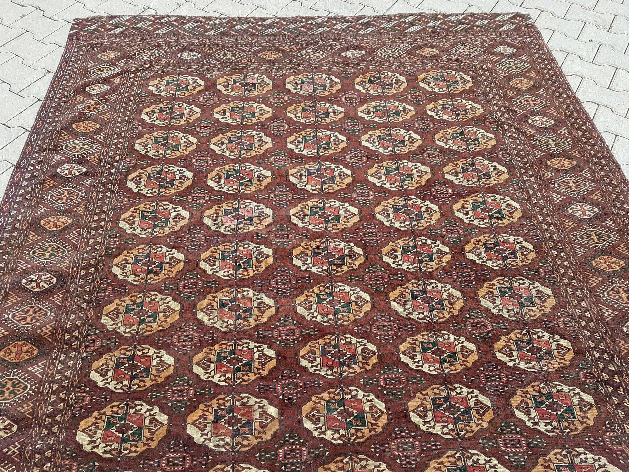 Vintage Turkish handmade rug 208x262 cm