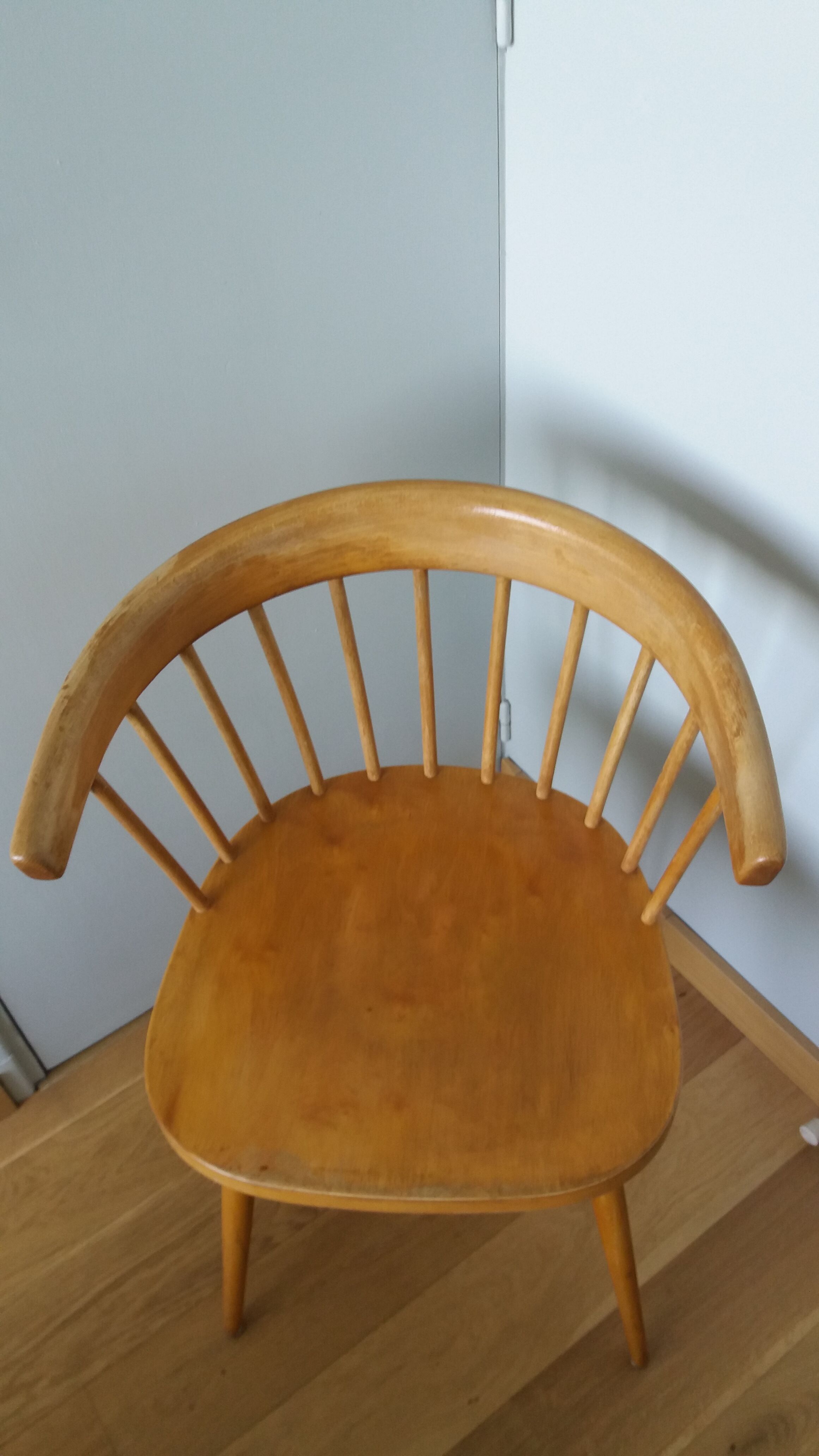 Fauteuil en bois, pieds compas, style scandinave, Baumann ou Thonet