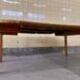 Table à manger ronde extensible en pin par Furusnickarn AB