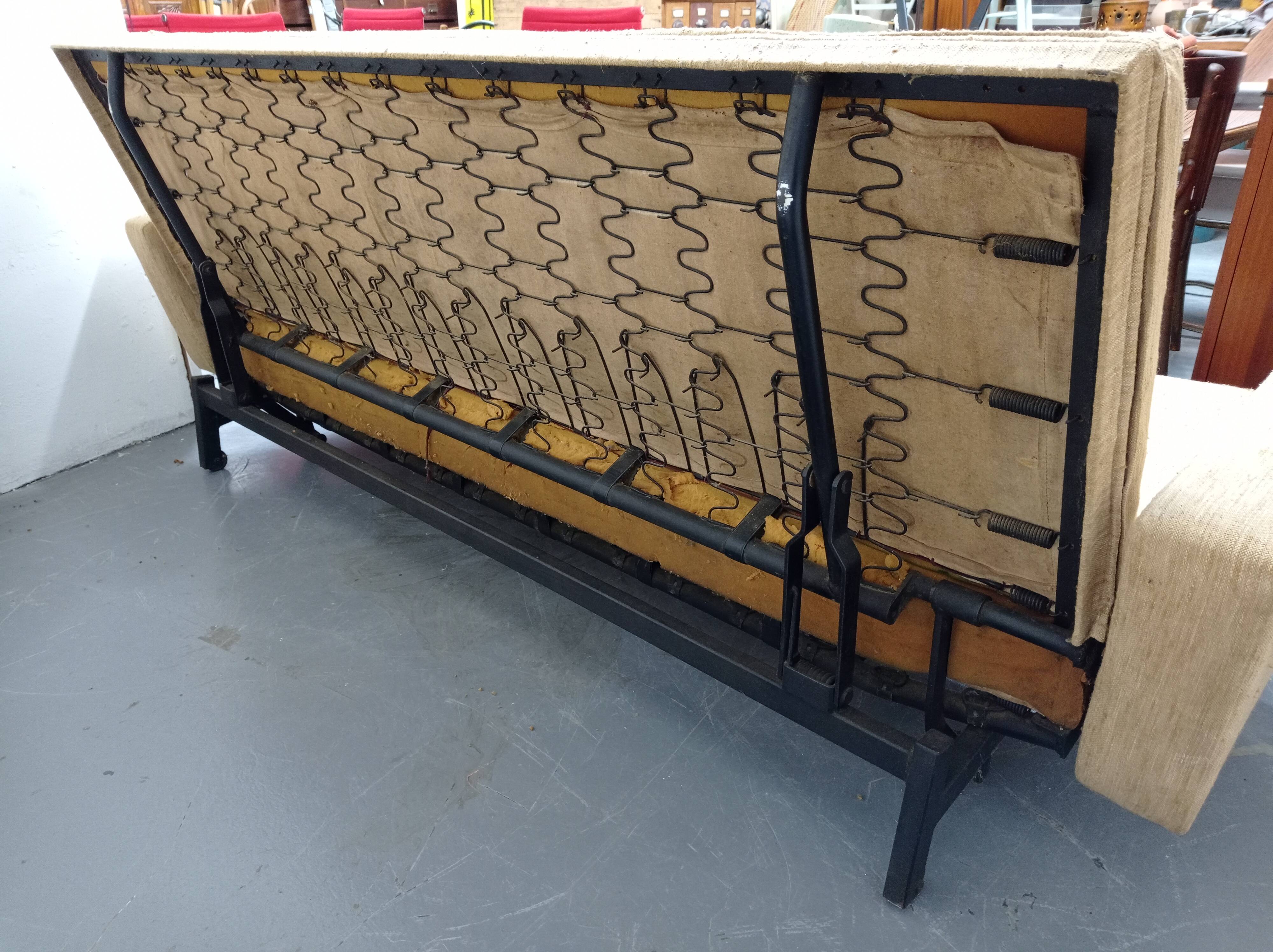 Aiborne daybed bench