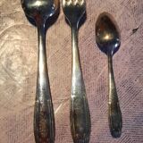 Silver metal cutlery set