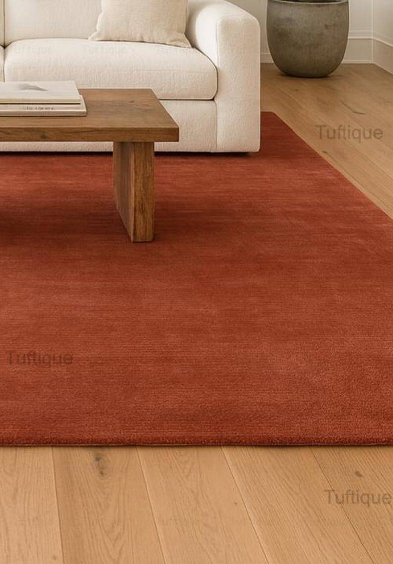 Hand tufted wool rug 250/150cm
