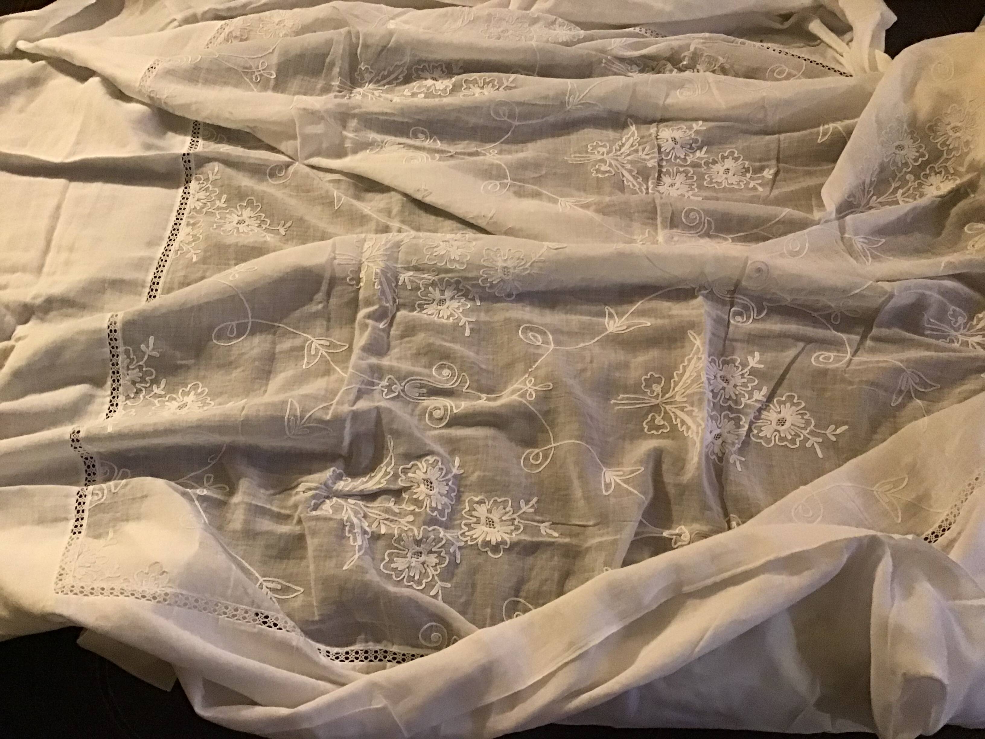 Large ceremonial tablecloth