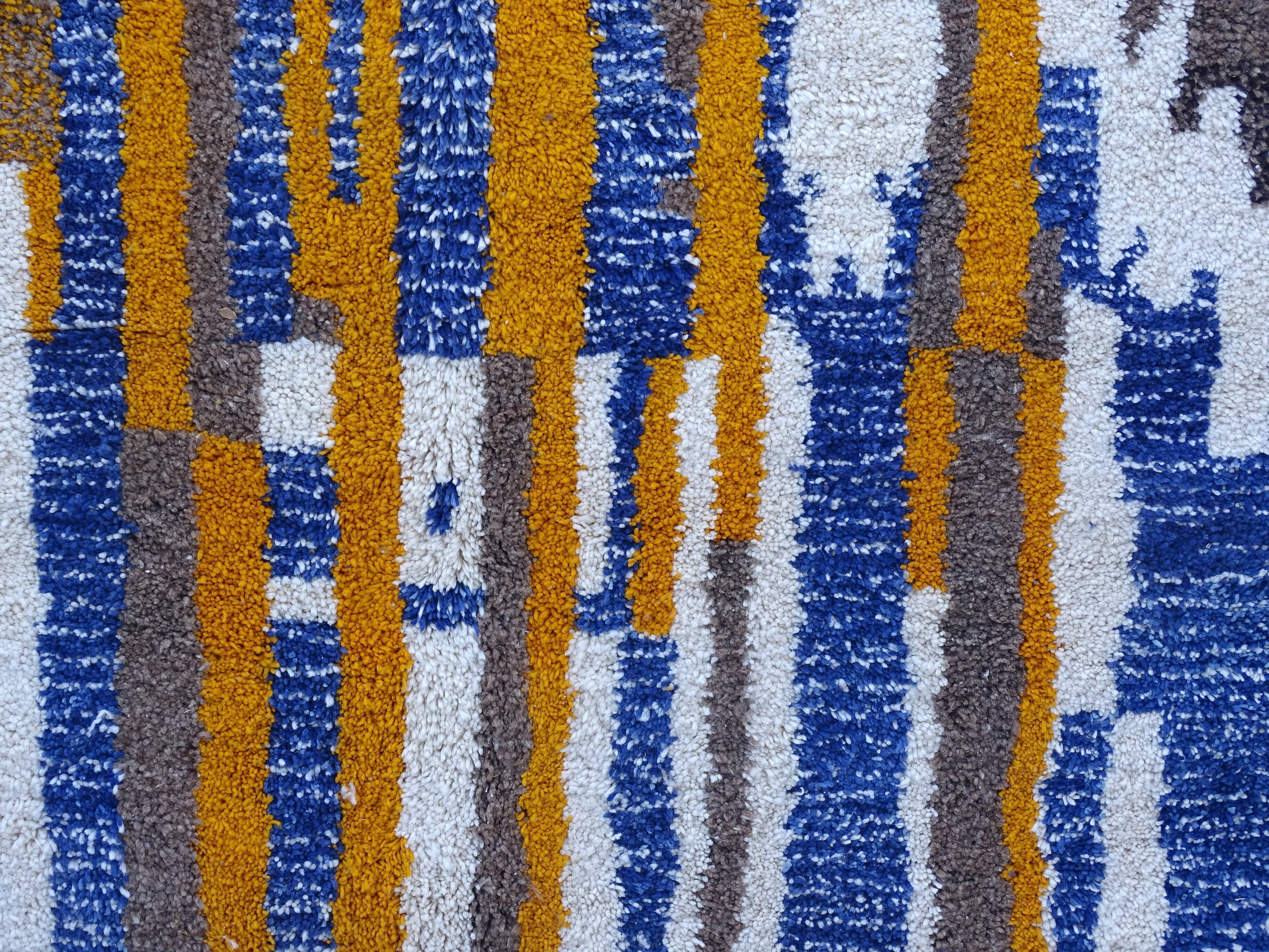 Moroccan Berber carpet Beni ouarain 335 x 255 cm