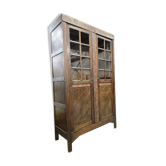Vintage display cabinet/shelf in dark wood with glass.