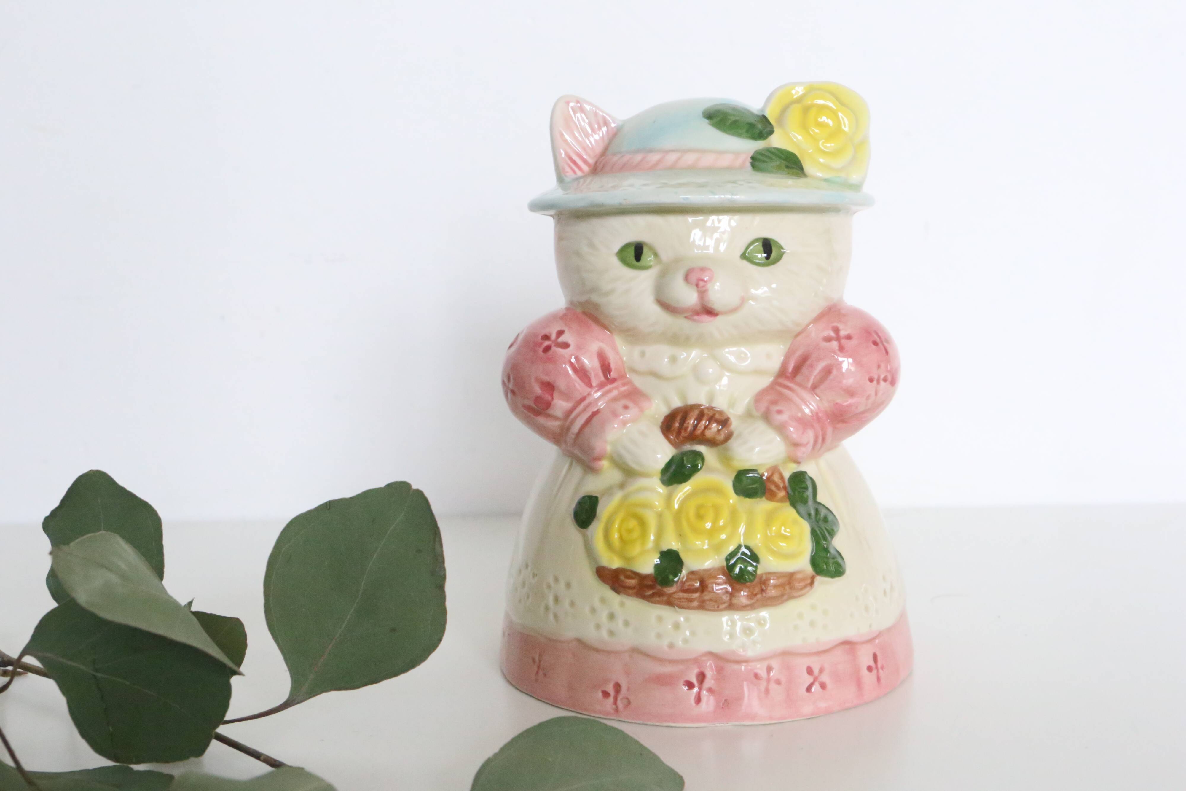 Door kitchen utensils, vintage