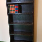 Blackened oak bibus