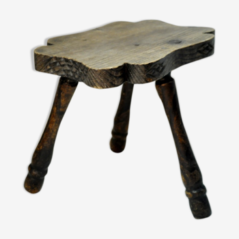 Tabouret tripode