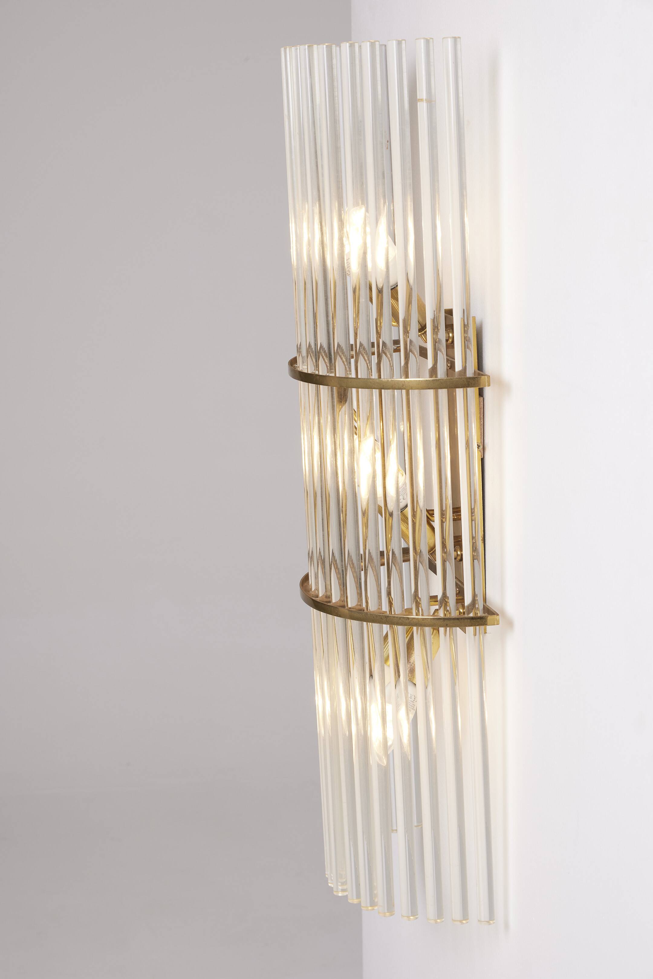 Applique en laiton et verre, 1970s