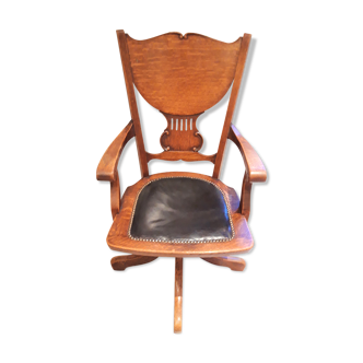 American armchair