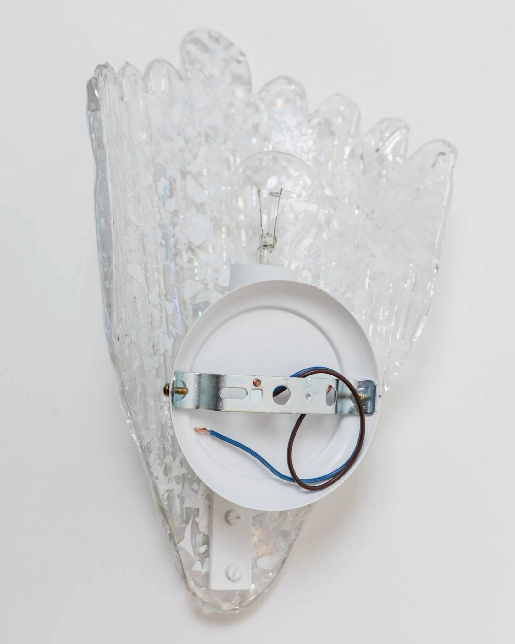 Vintage Murano Glass Shell Wall Lamp in Opal White with Gold Metal Backplate, Italian 1970s Design