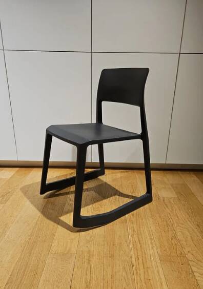 Vitra meeting chair - Tipton model