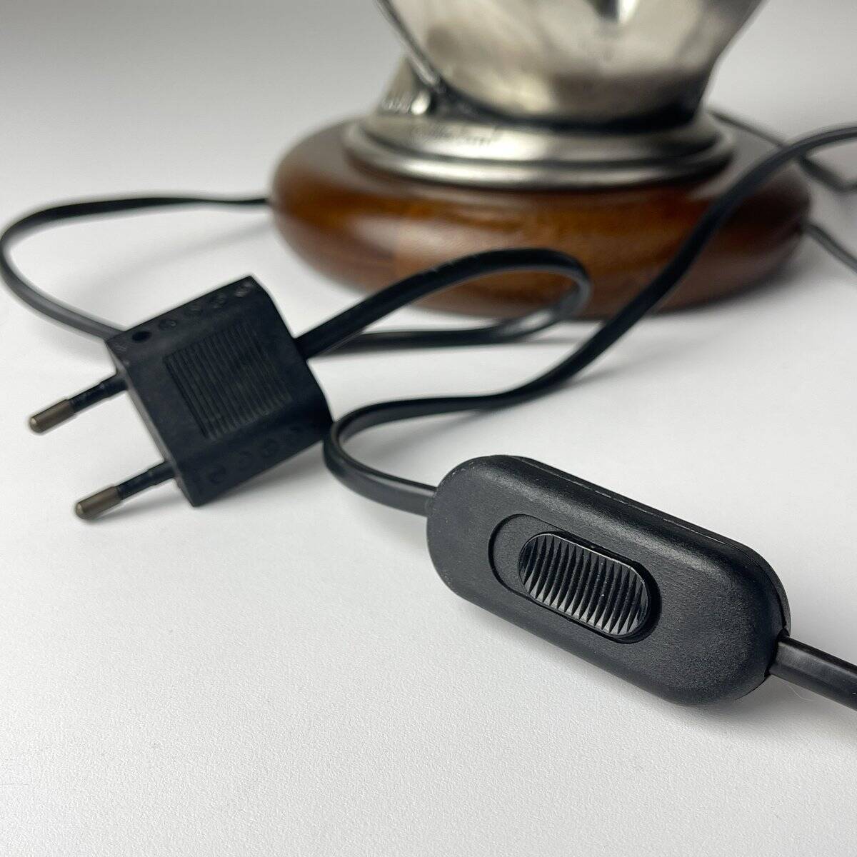 Vintage silver table lamp man and woman by Ottaviani, Italy, 1970s.