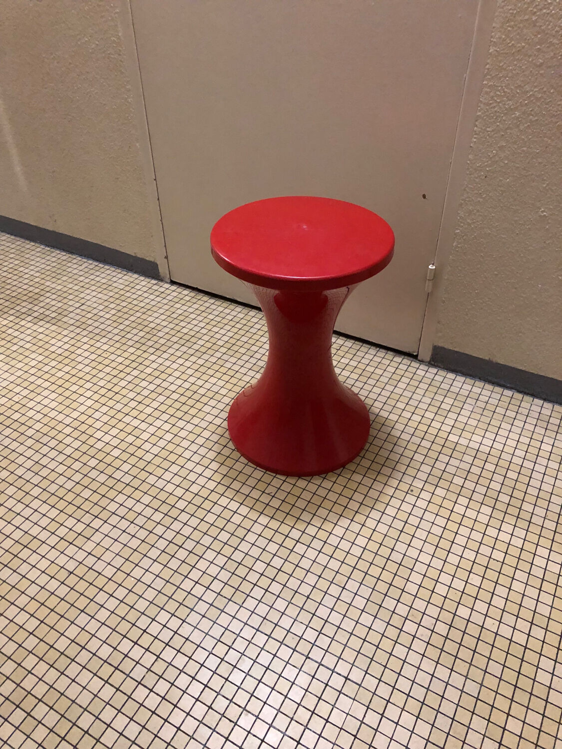 Red Tam Tam stool – official reissue – iconic design