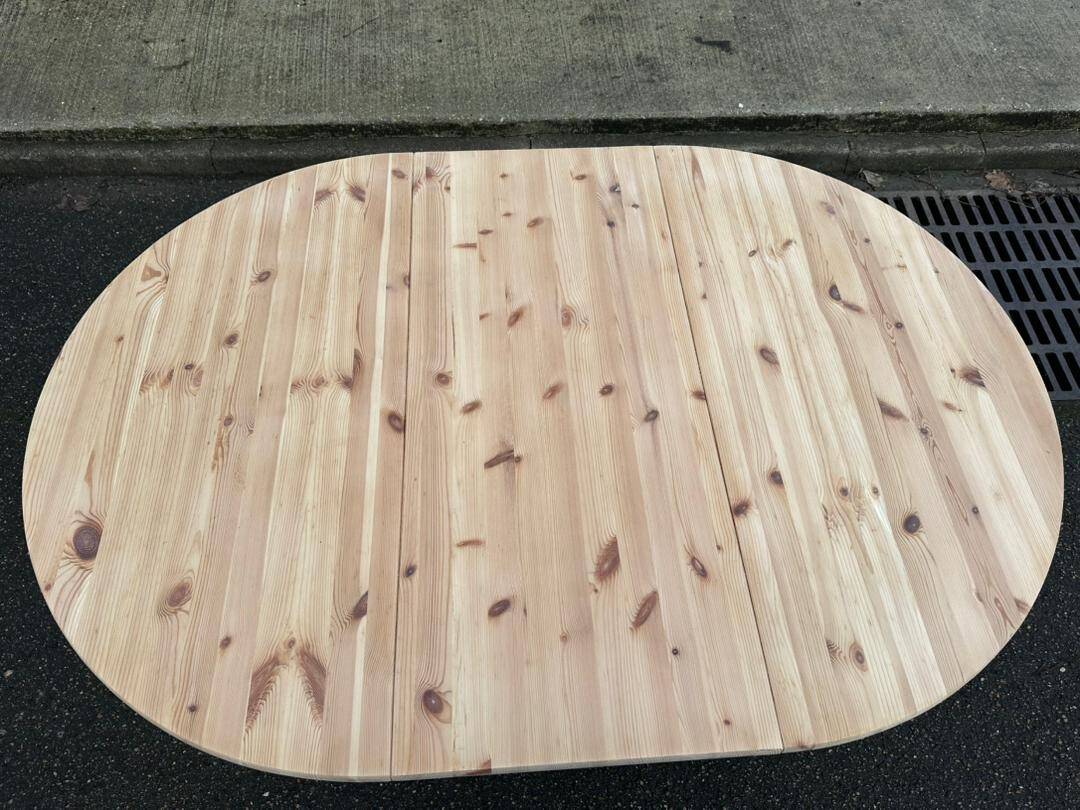 Round extendable dining table Rainer Daumiller for Hirtshals Sawaerk 145