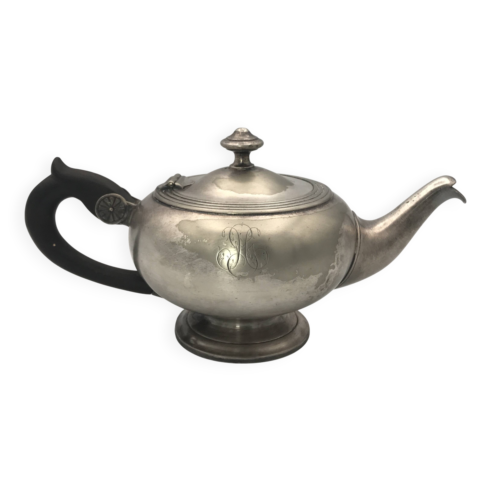 Antique teapot in silver-plated metal with ercuis goldsmith hallmarks