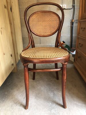 Chaises bistrot thonet